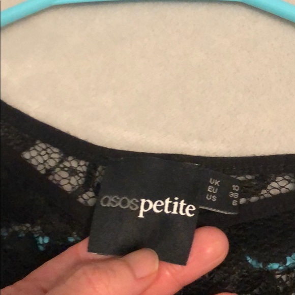 Dress - Picture 3 of 3